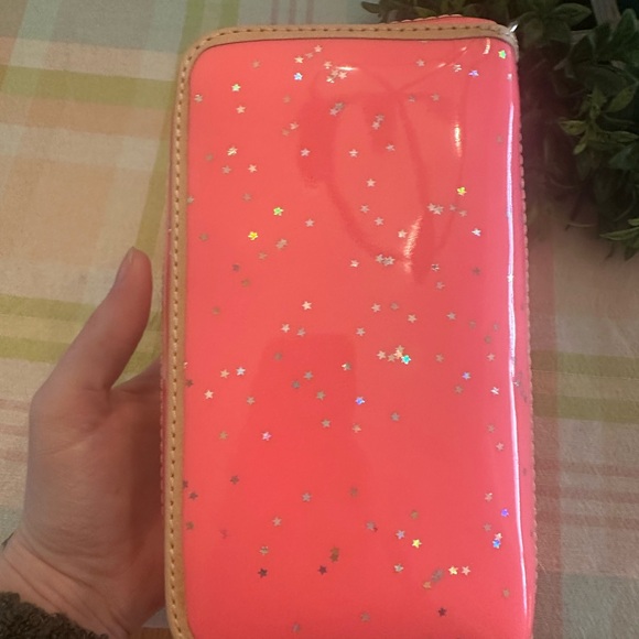 Consuela Shine Wallet - Picture 2 of 8